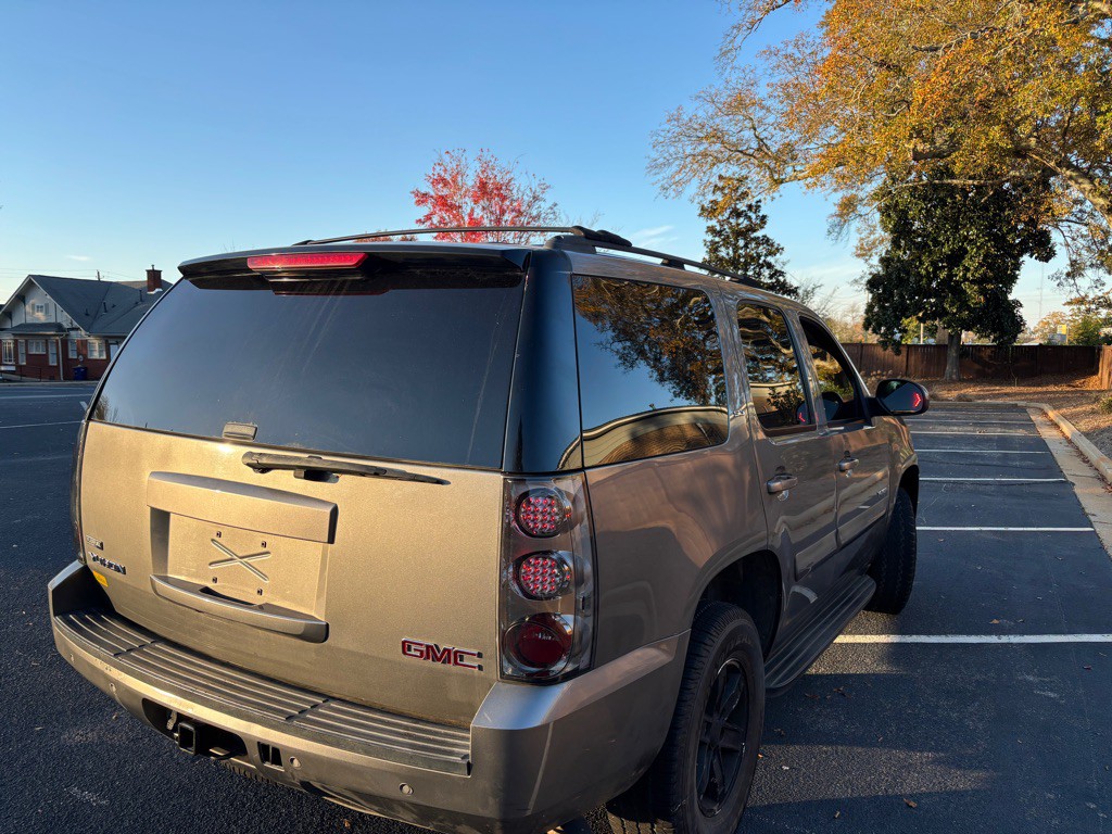 2007 GMC Yukon Image 4