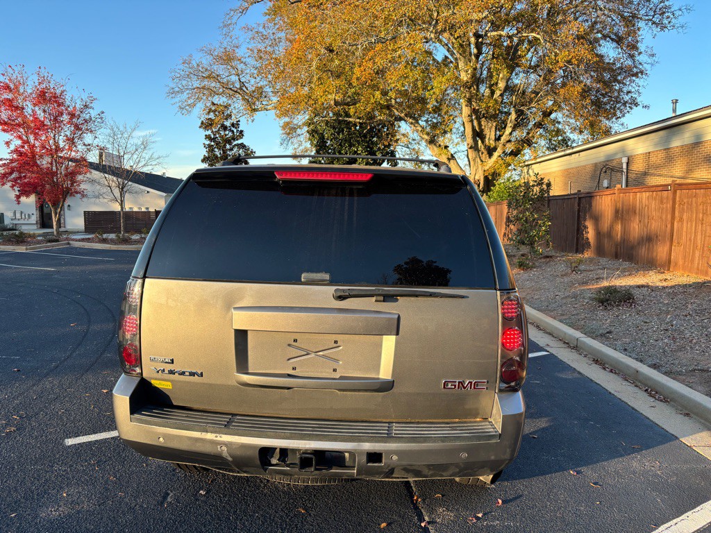 2007 GMC Yukon Image 5