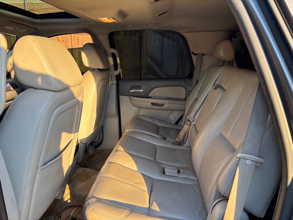 2007 GMC Yukon Image 11