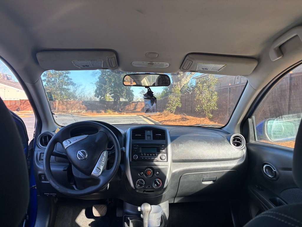 2016 Nissan Versa Image 6