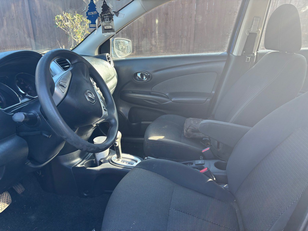 2016 Nissan Versa Image 7