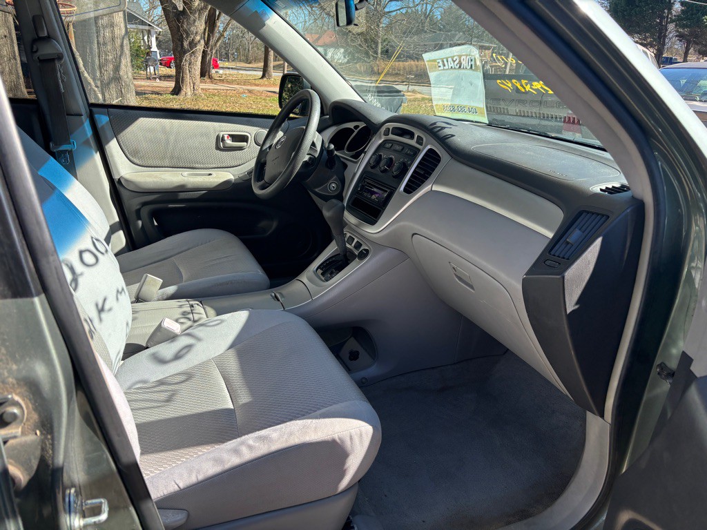 2004 Toyota Highlander Image 5