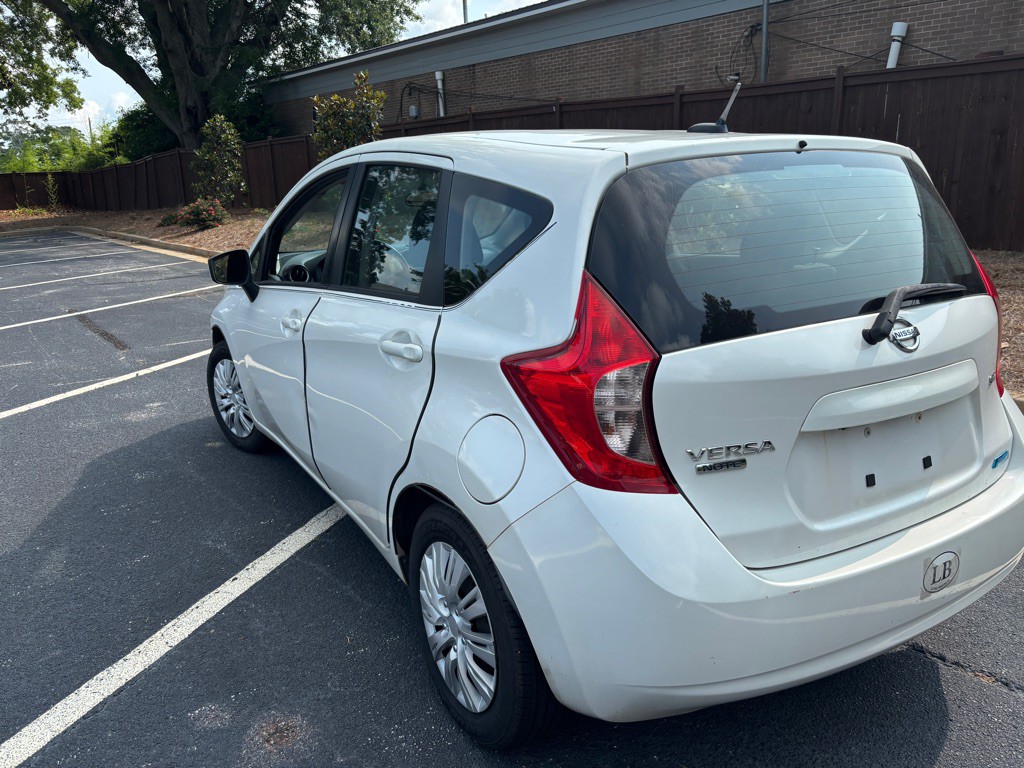 2015 Nissan Versa Image 6