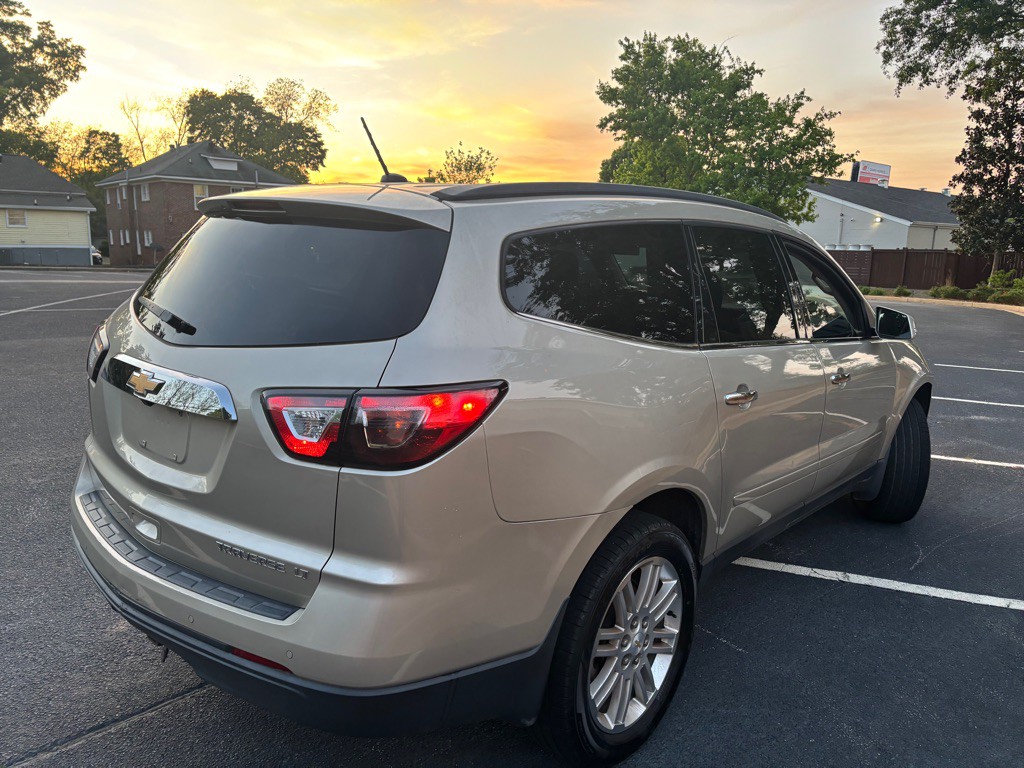 2015 Chevrolet Traverse Image 4