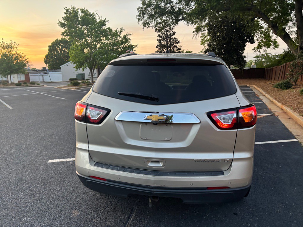 2015 Chevrolet Traverse Image 5