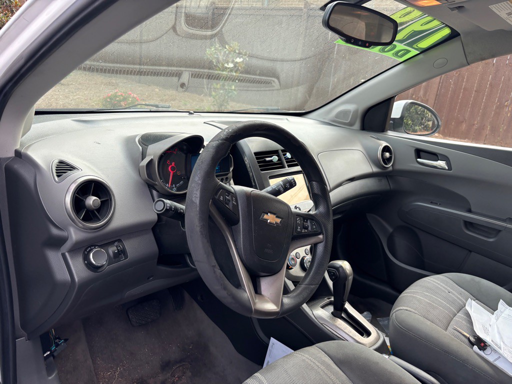 2016 Chevrolet Sonic Image 7