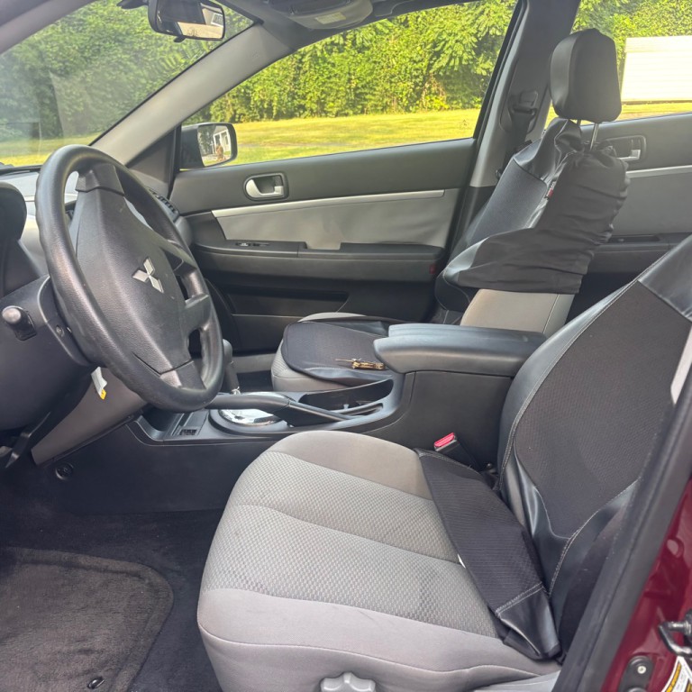 2007 Mitsubishi Galant Image 7
