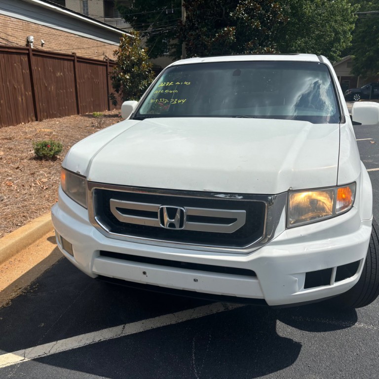 2011 Honda Ridgeline Image 2