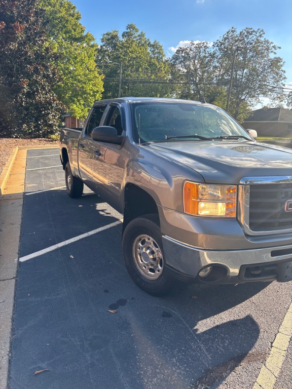2008 GMC Sierra Image 3