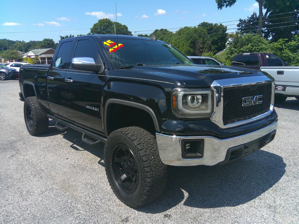 2015 GMC Sierra Image 3