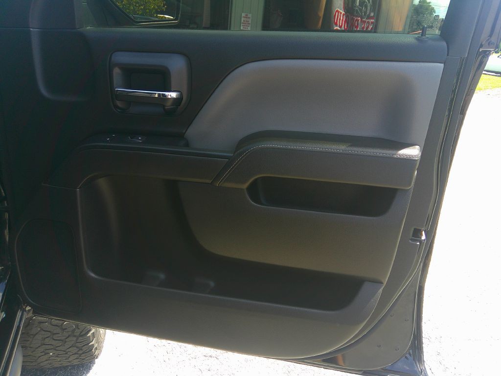 2015 GMC Sierra Image 17