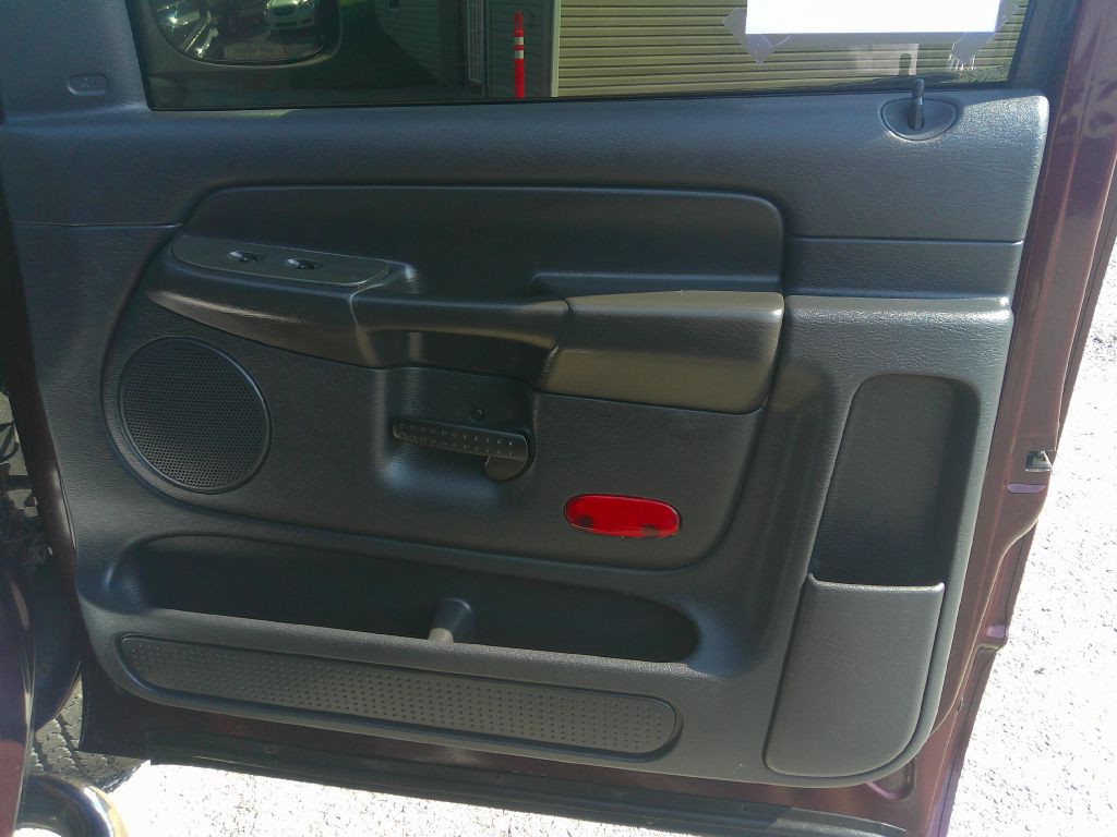 2004 Dodge Ram 2500 Image 14