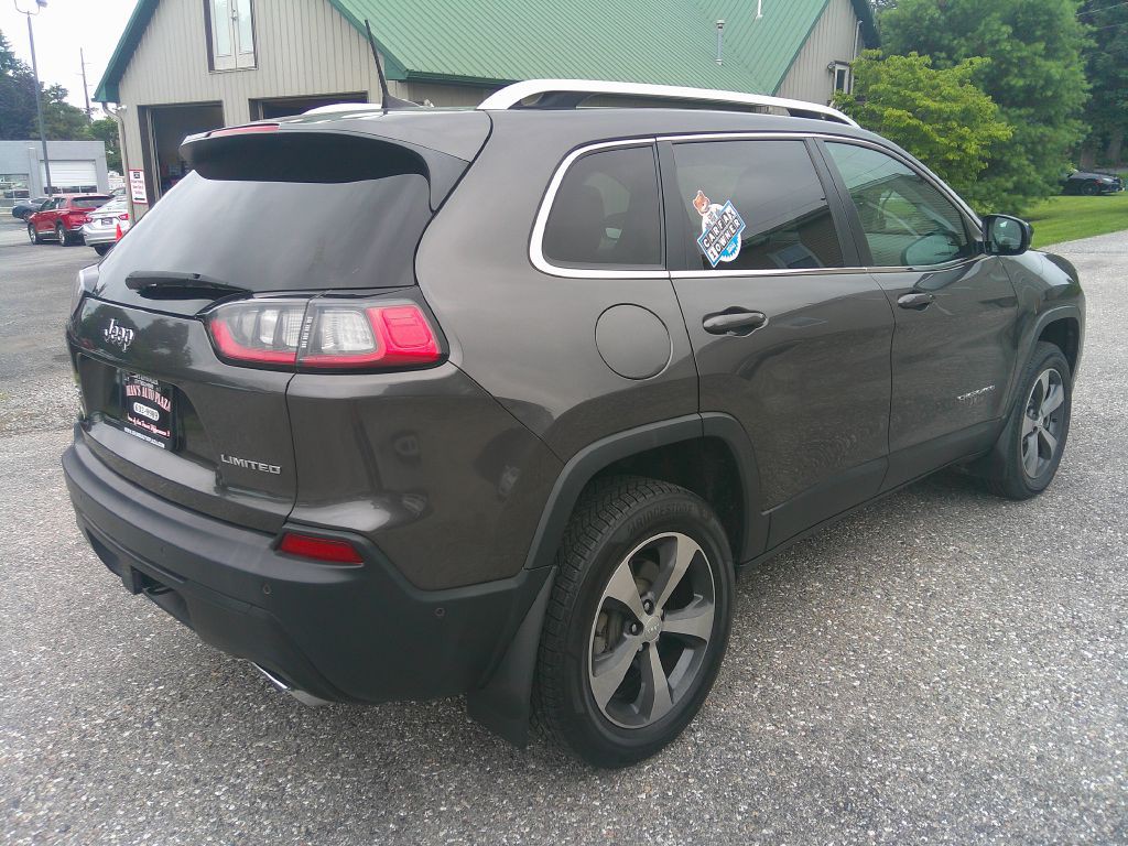 2019 Jeep Cherokee Image 5