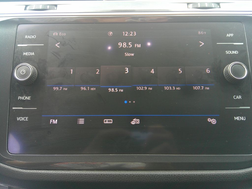 2020 Volkswagen Tiguan Image 24