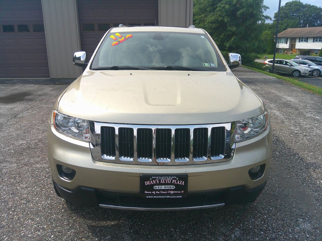 2011 Jeep Grand Cherokee Image 2