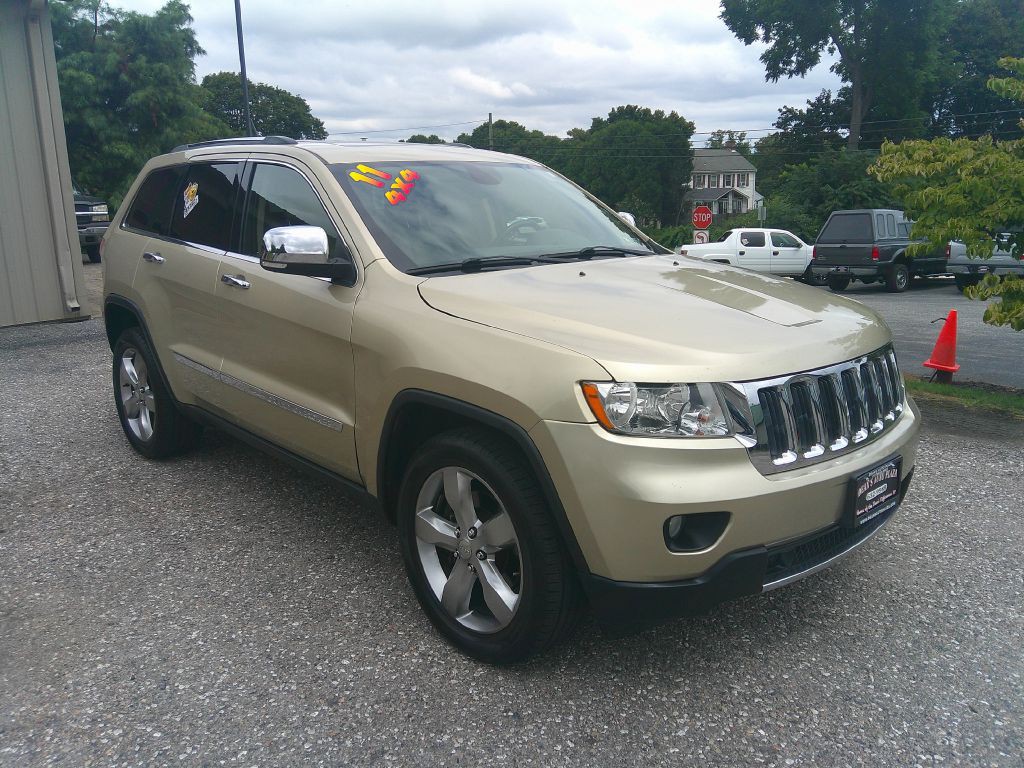 2011 Jeep Grand Cherokee Image 3