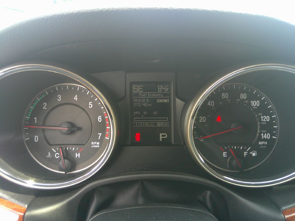 2011 Jeep Grand Cherokee Image 23