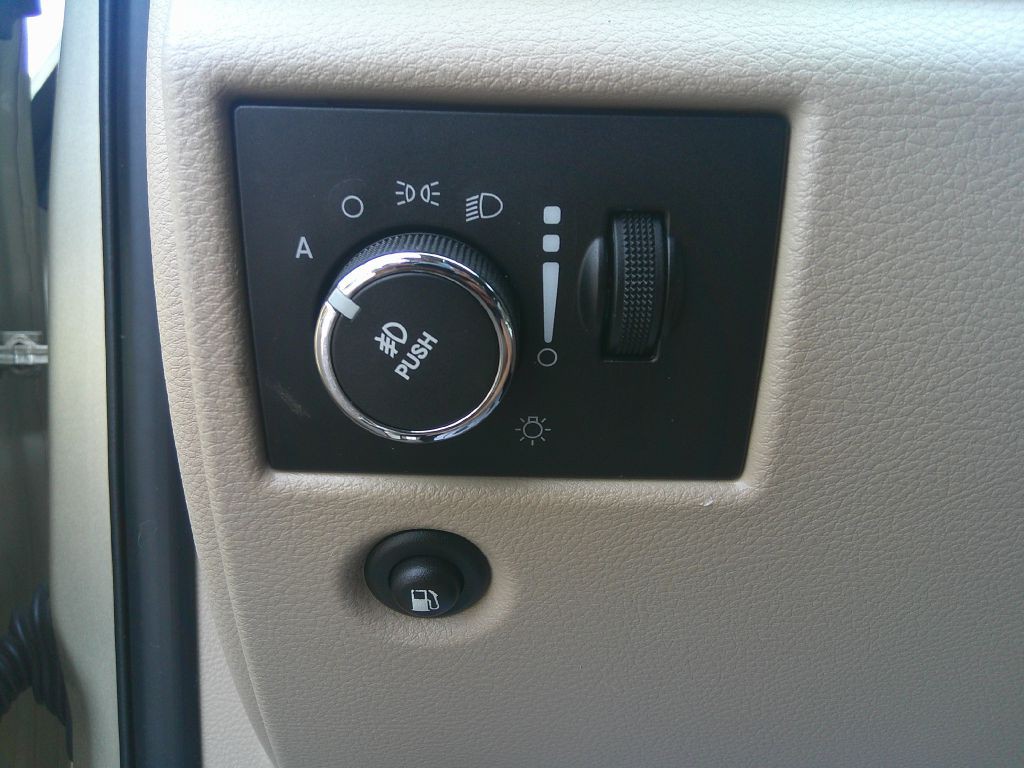 2011 Jeep Grand Cherokee Image 30