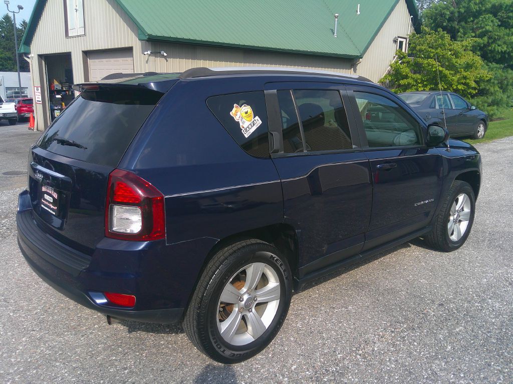2017 Jeep Compass Image 5