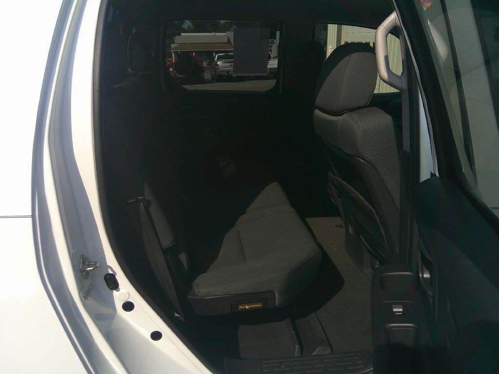 2014 Honda Ridgeline Image 14