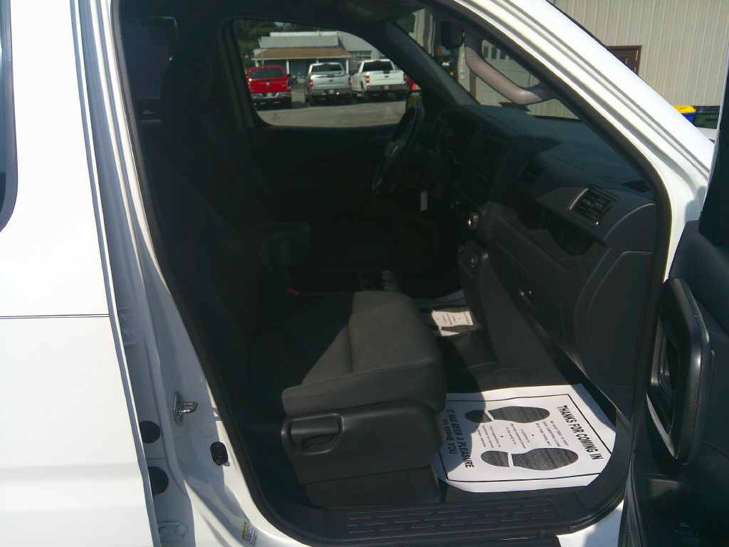 2014 Honda Ridgeline Image 16