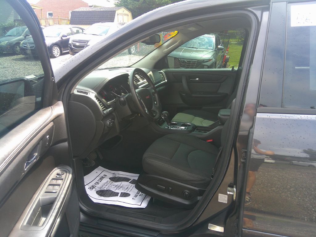 2015 GMC Acadia Image 9