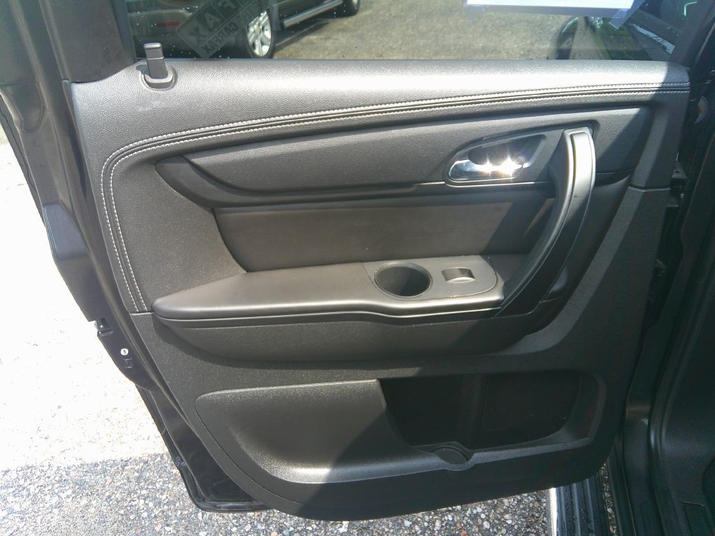 2015 GMC Acadia Image 13