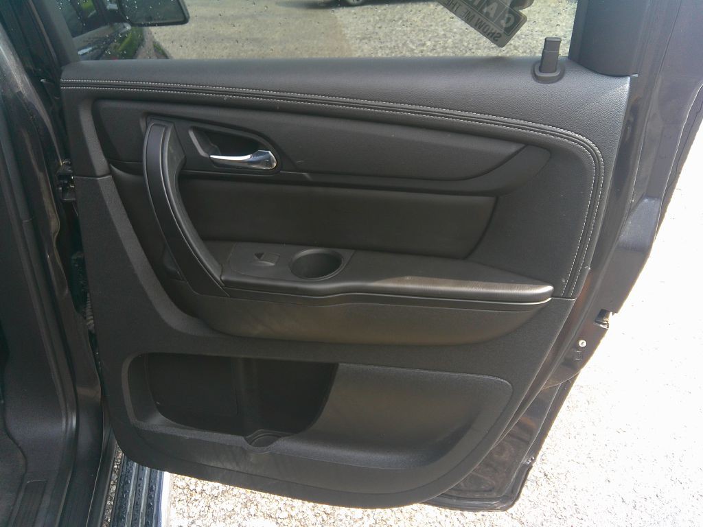 2015 GMC Acadia Image 16