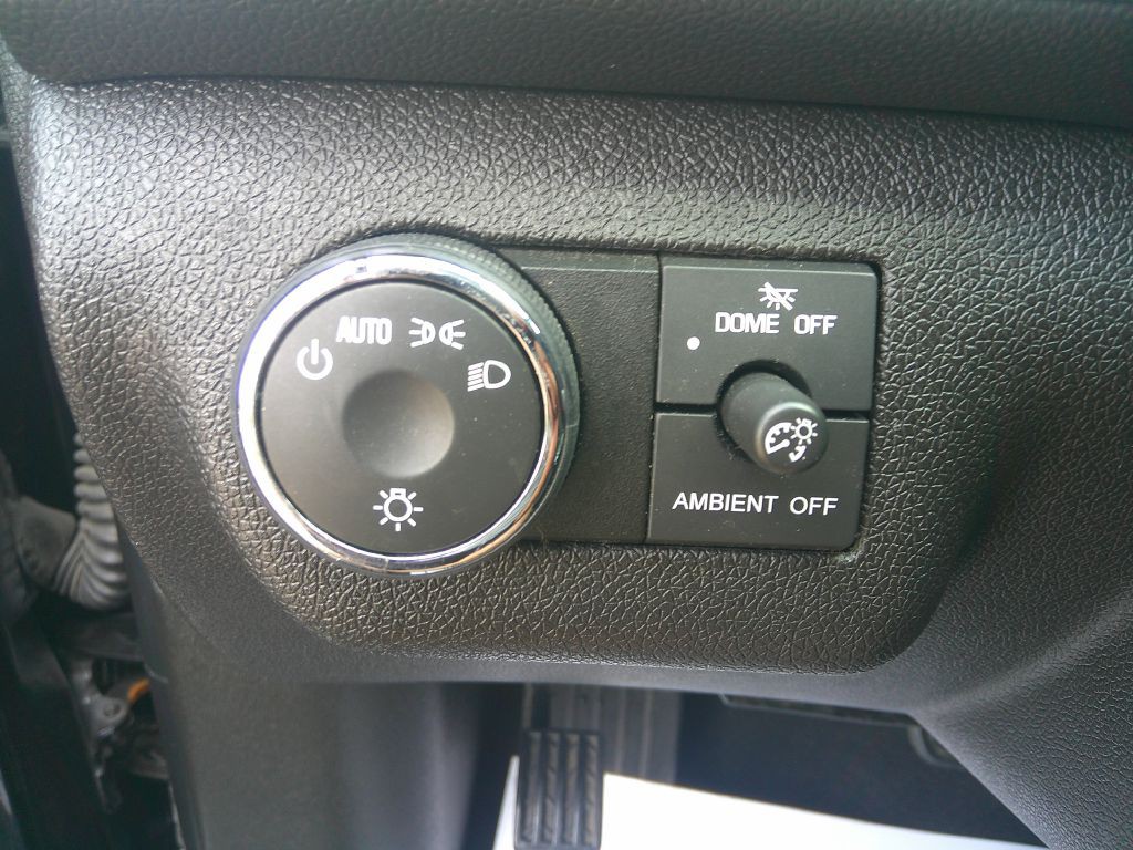 2015 GMC Acadia Image 28