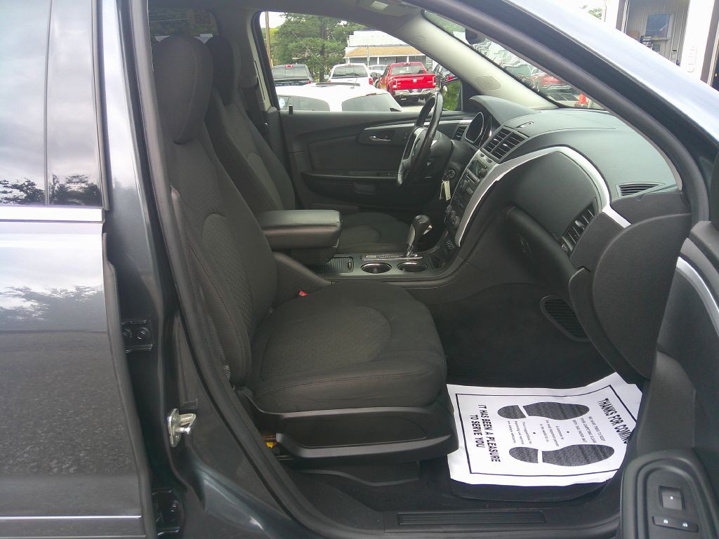 2012 Chevrolet Traverse Image 16