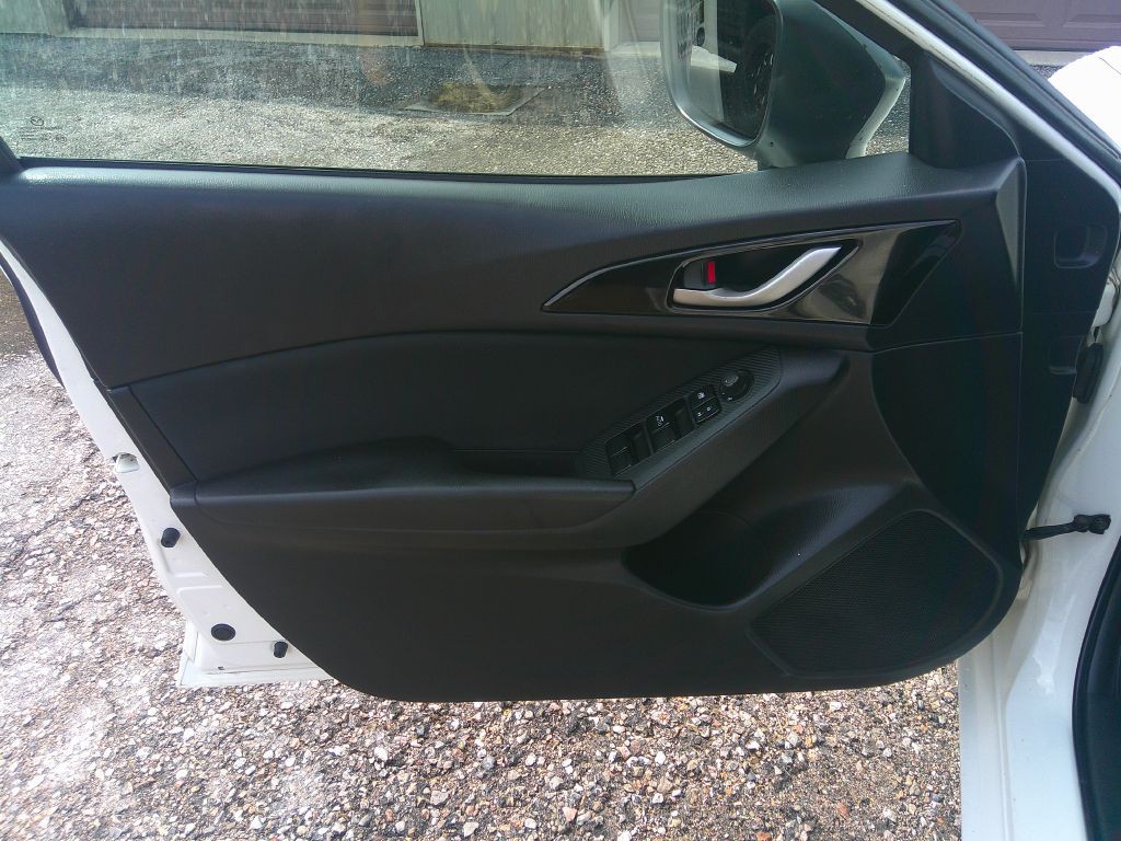 2016 Mazda Mazda3 Image 10