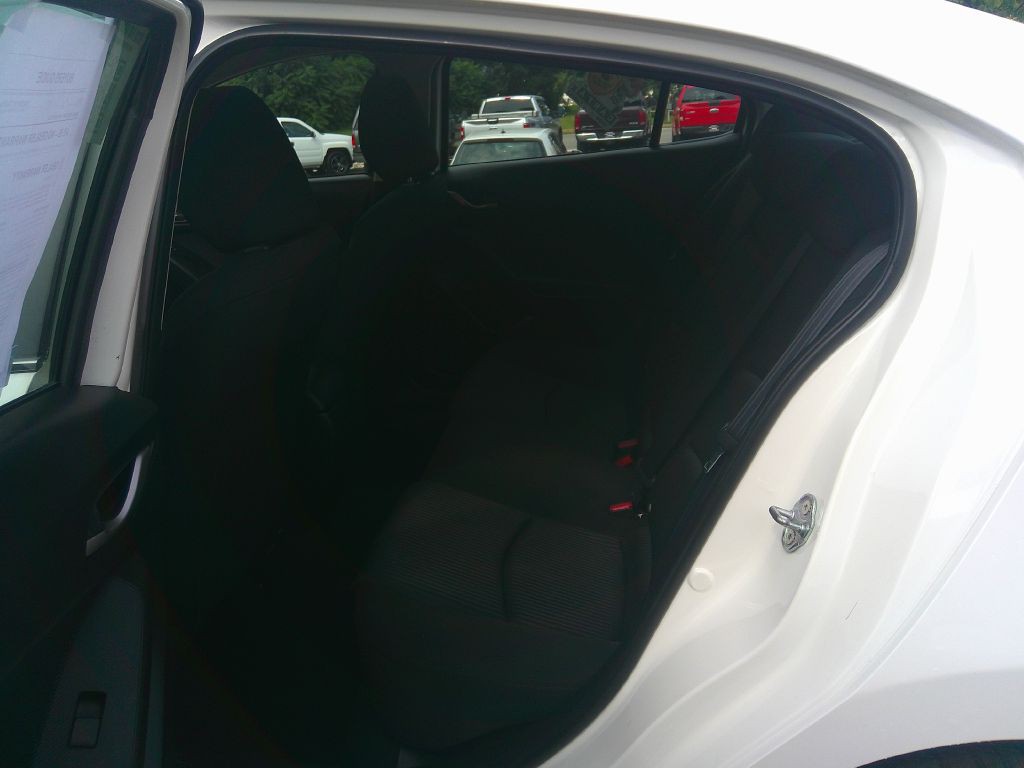 2016 Mazda Mazda3 Image 12