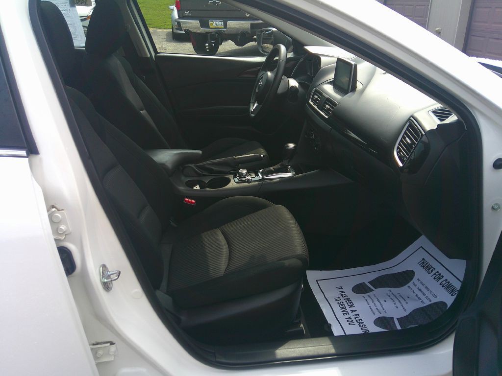 2016 Mazda Mazda3 Image 16