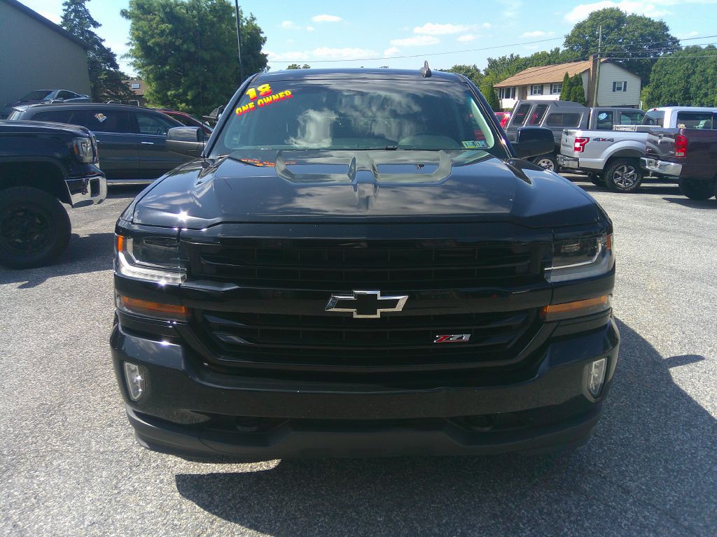 2018 Chevrolet Silverado 1500 Image 2