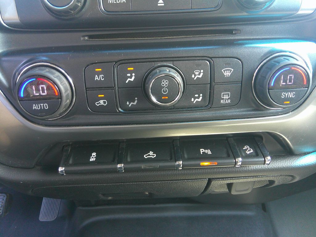 2018 Chevrolet Silverado 1500 Image 27