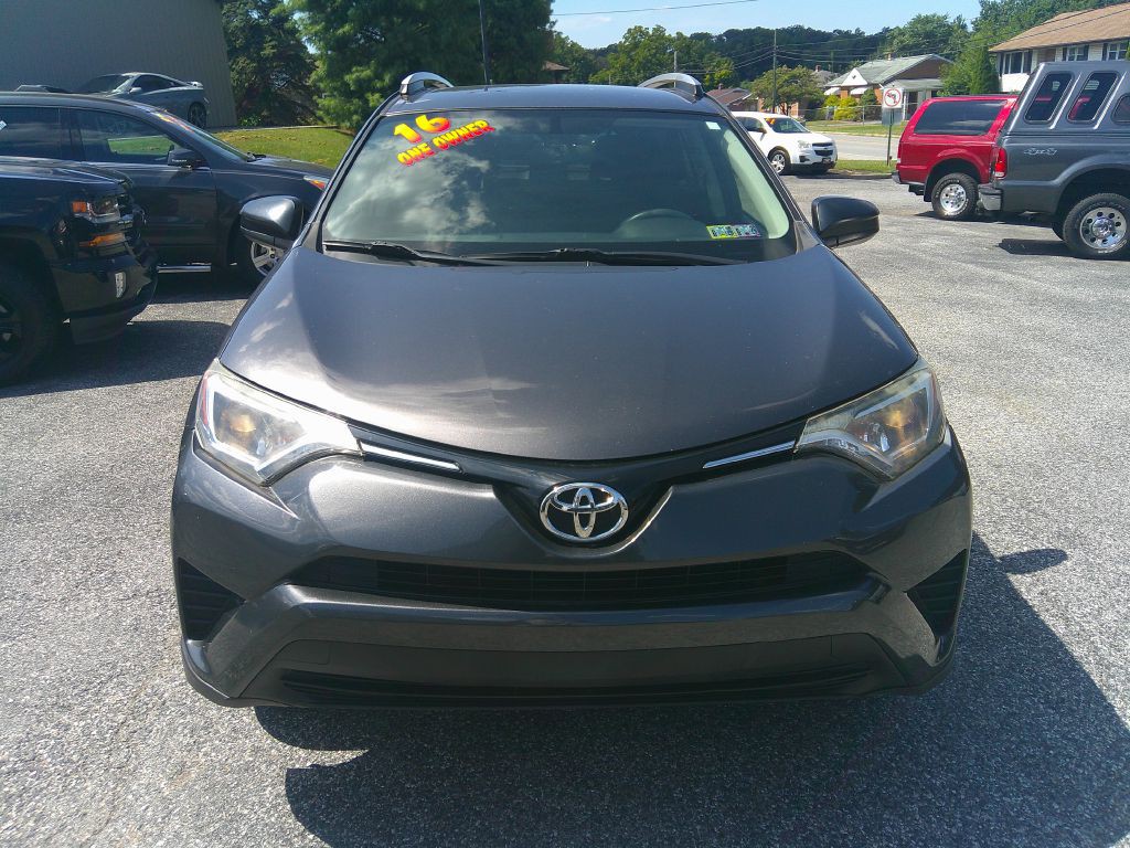 2016 Toyota Rav4 Image 2
