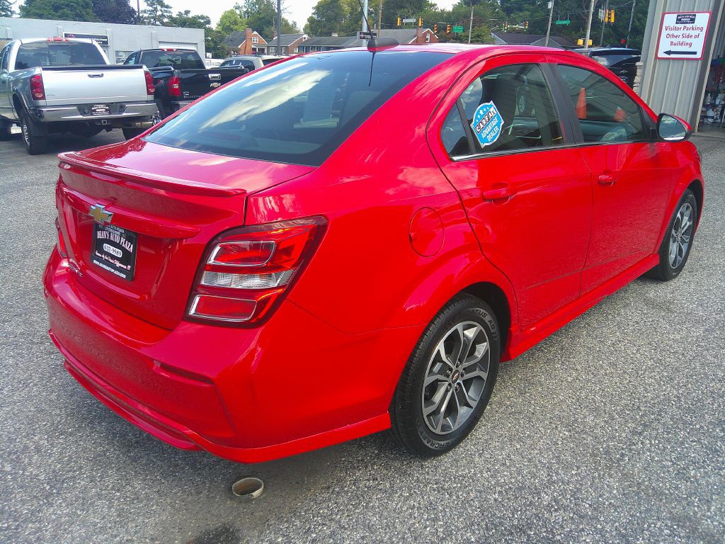 2017 Chevrolet Sonic Image 5