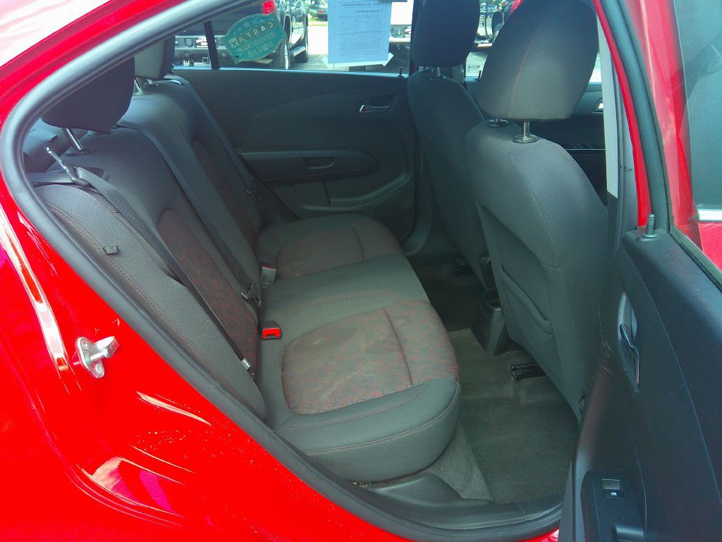 2017 Chevrolet Sonic Image 14