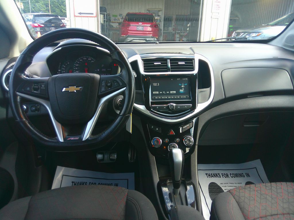 2017 Chevrolet Sonic Image 18