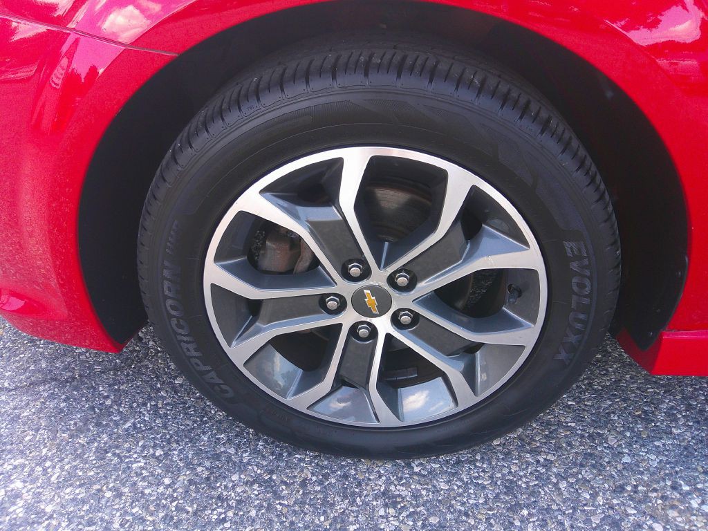 2017 Chevrolet Sonic Image 29