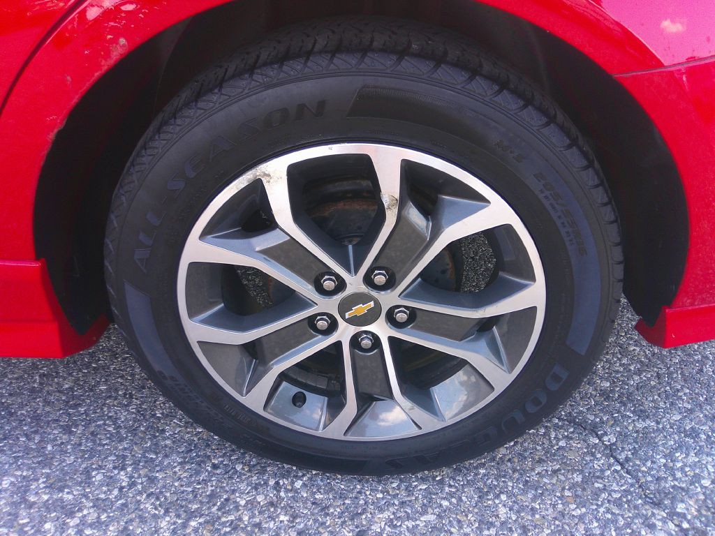 2017 Chevrolet Sonic Image 32