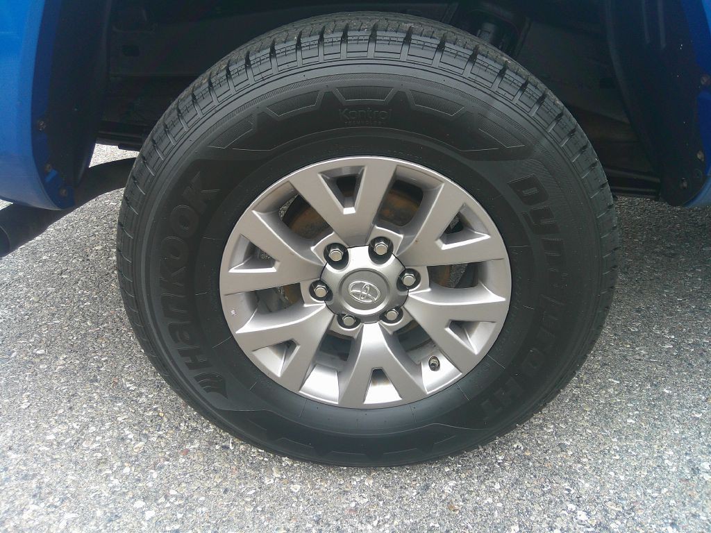 2016 Toyota Tacoma Image 27