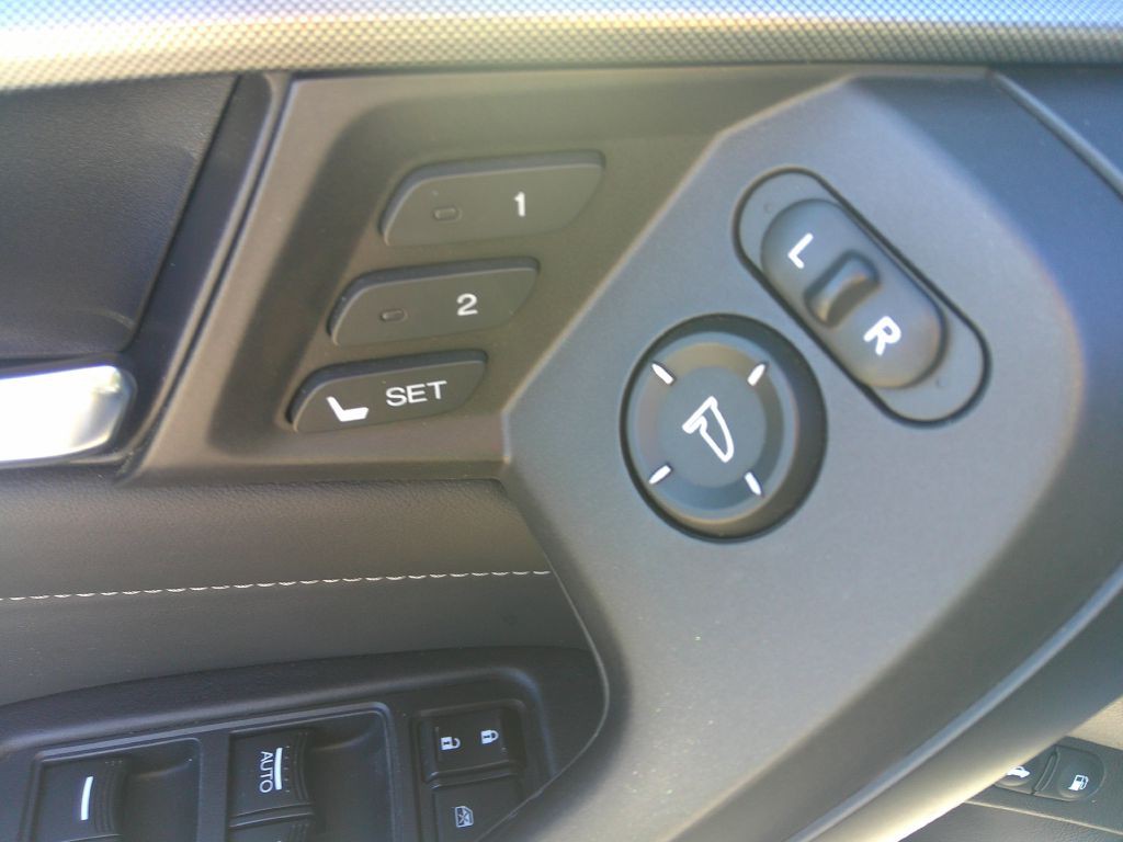 2014 Acura TL Image 12