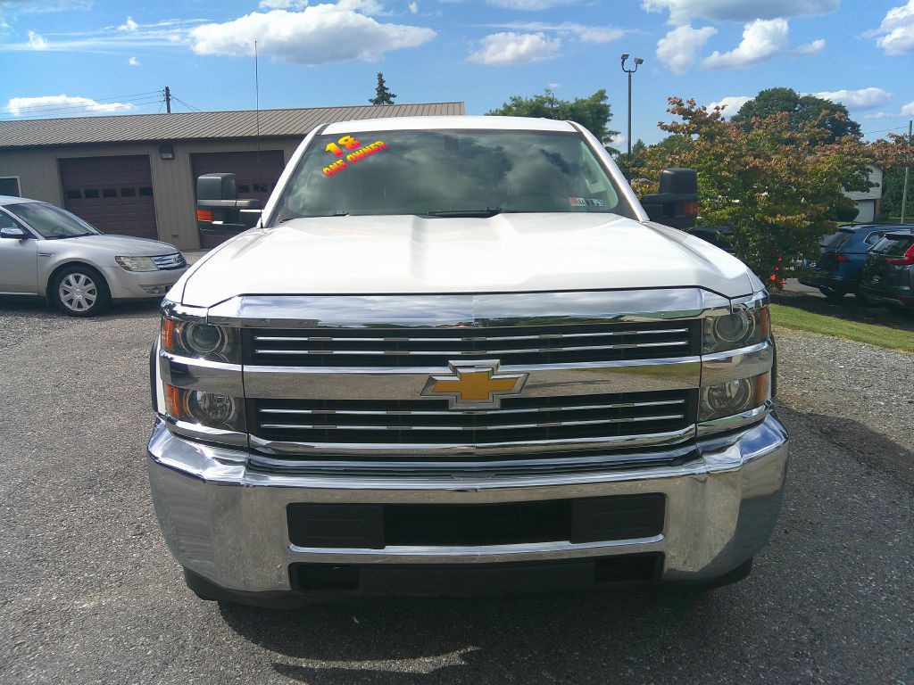 2018 Chevrolet Silverado 1500 Image 2
