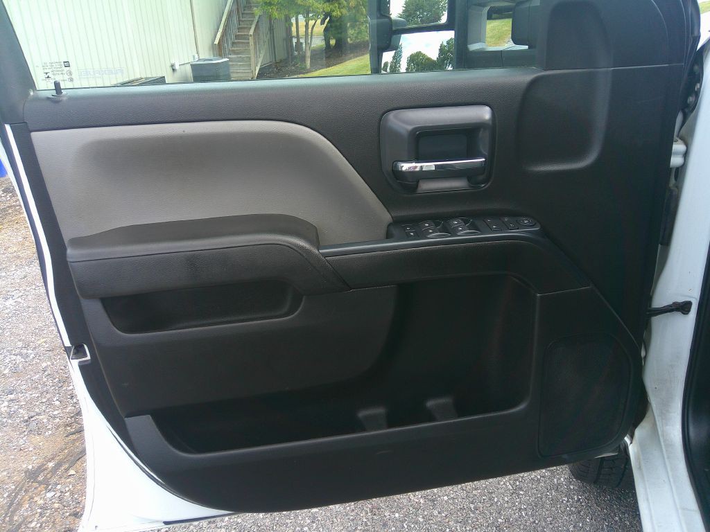 2018 Chevrolet Silverado 1500 Image 10