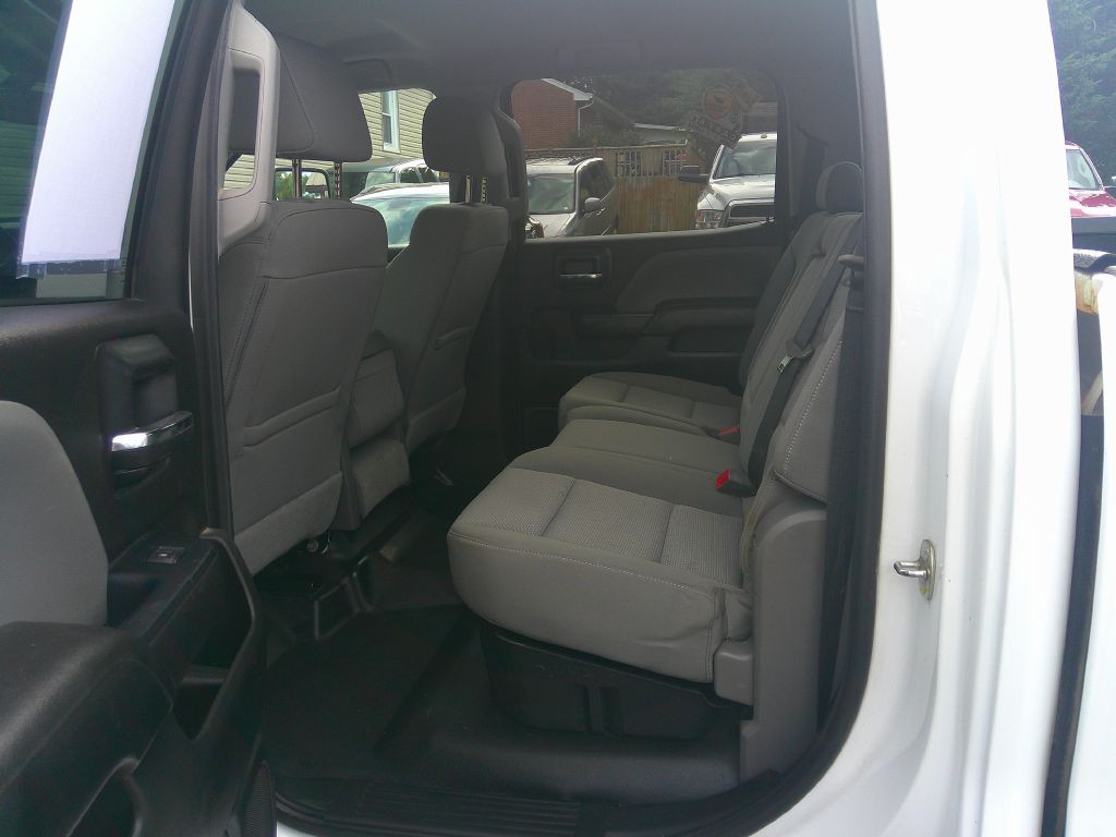 2018 Chevrolet Silverado 1500 Image 12