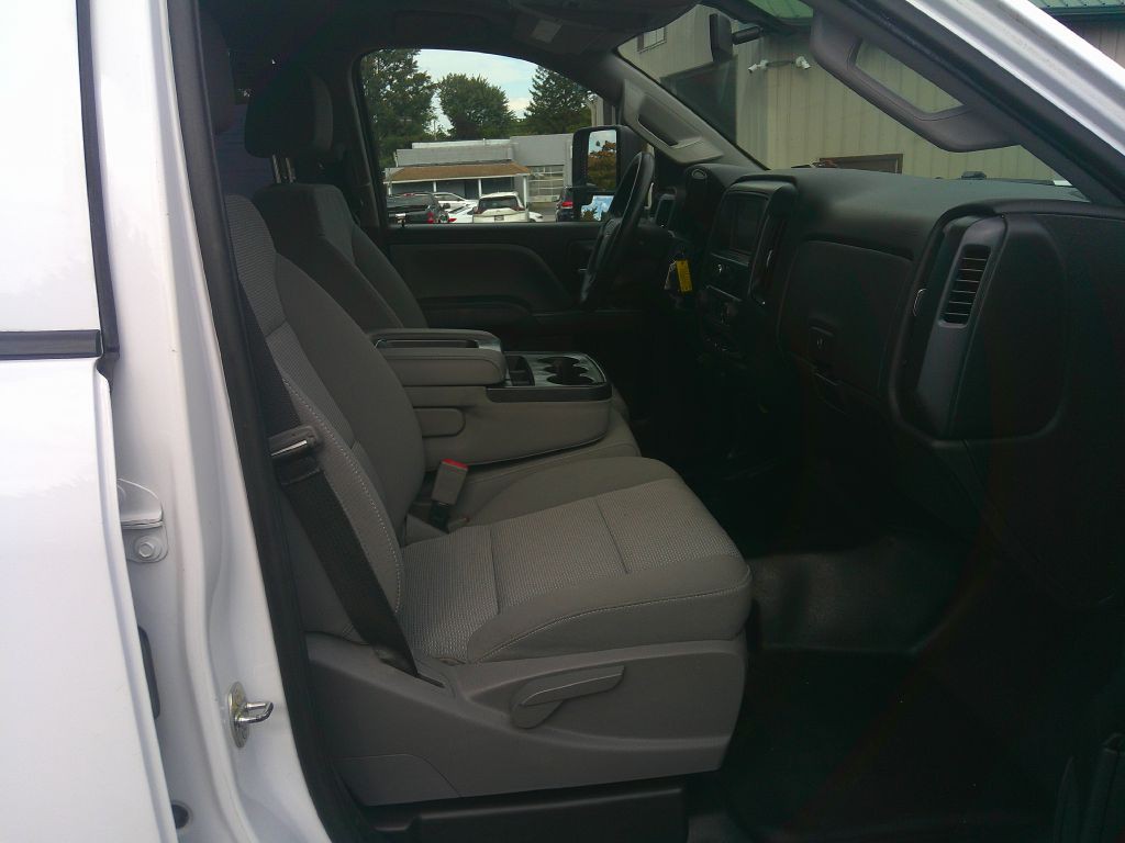 2018 Chevrolet Silverado 1500 Image 16