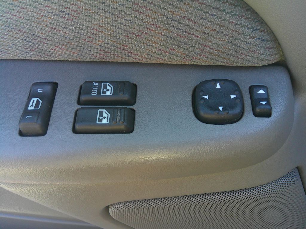 2000 GMC Sierra Image 11