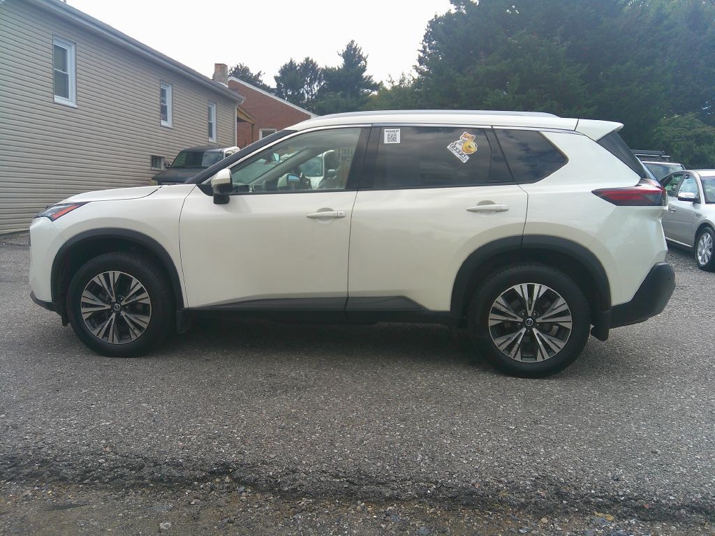 2021 Nissan Rogue Image 8