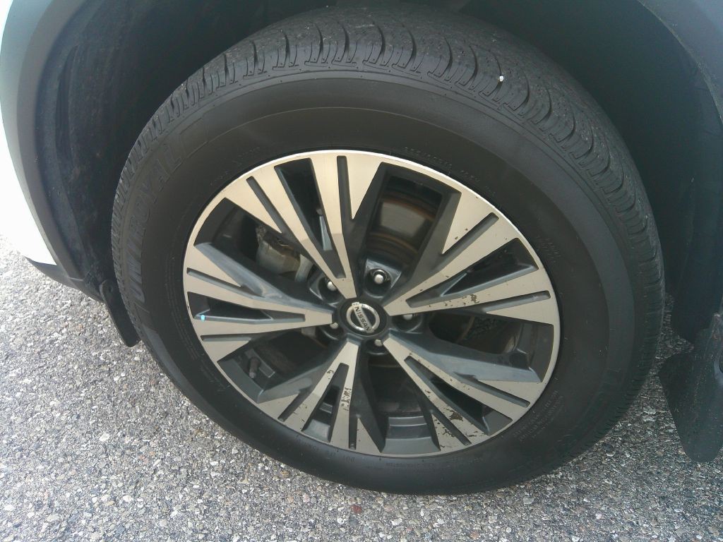 2021 Nissan Rogue Image 32